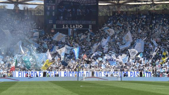 Lazio, a 50 tifosi il divieto per la gara con la Dinamo: striscioni al contrario nel settore ospiti