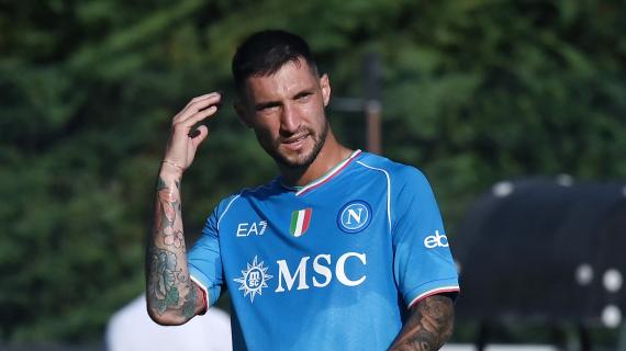 Napoli, Politano ko contro l'Augsburg: "Leggero trauma distorsivo alla caviglia sinistra"