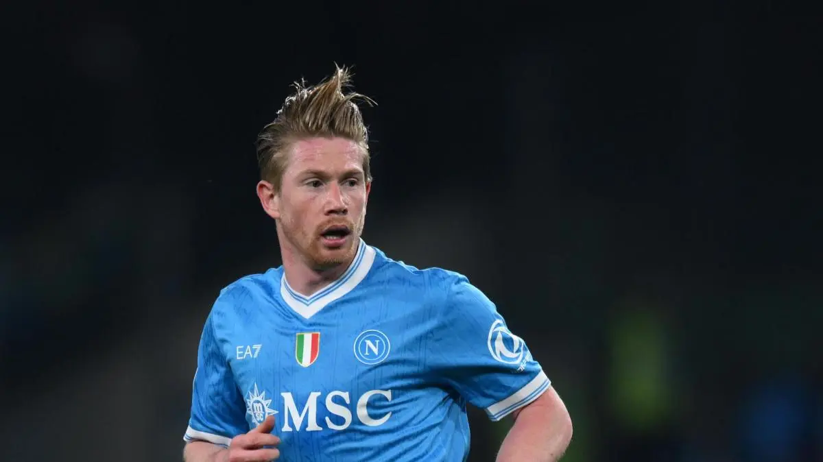 Napoli, De Bruyne assente per infortunio: trauma contusivo all'arcata sopraccigliare