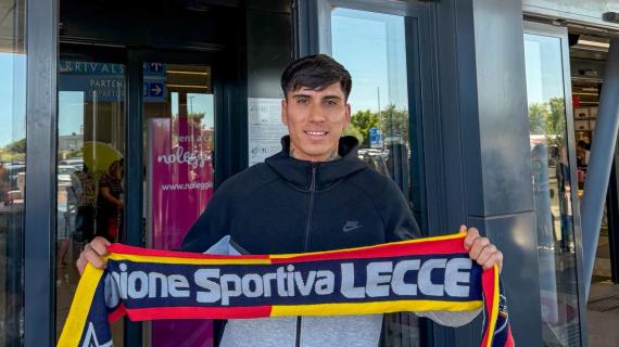 Lecce, Perez si presenta: "Motivato ad impormi in A. Varane e Van Dijk i modelli"