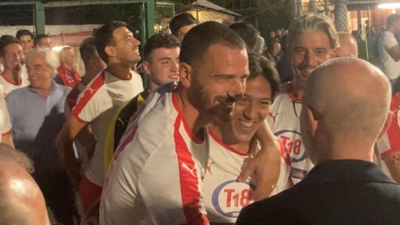 Chi si rivede! Riecco Bonucci a Torino: "Sempre bello poter aiutare i bambini"