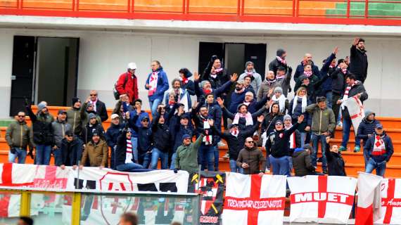 Padova, la lettera dei tifosi: "La squadra deve credere nella B: siamo con loro. Uniti si vince"