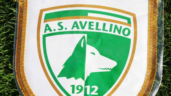 Avellino, atti vandalici all'auto di De Vito dopo il ko col Messina: il comunicato del club