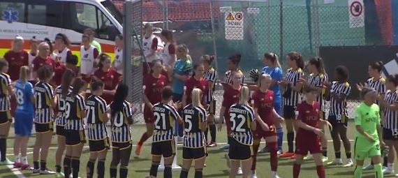 Serie A Femminile, Roma-Juve: pasillo de honor alle giallorosse da parte delle torinesi