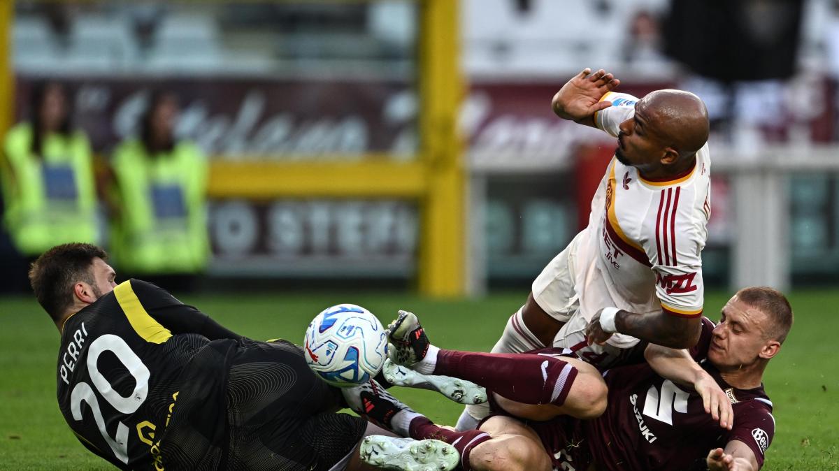 Neanche Kane come Malen da quando l'olandese è a Roma. La ThuLa è a 21 gol