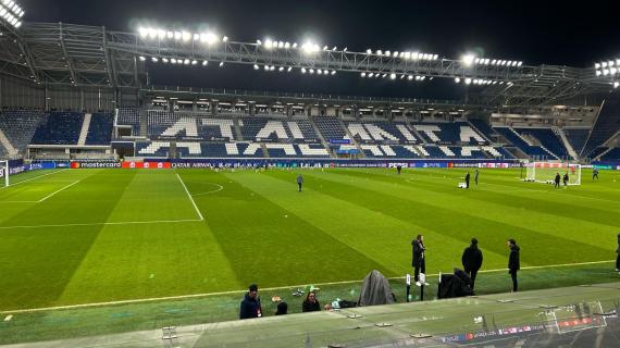 Atalanta-Brugge, iniziata la rifinitura degli ospiti al Gewiss Stadium: le immagini