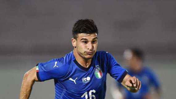 TMW - Italia U21, trauma alla spalla per Orsolini: lascia lo stadio dolorante