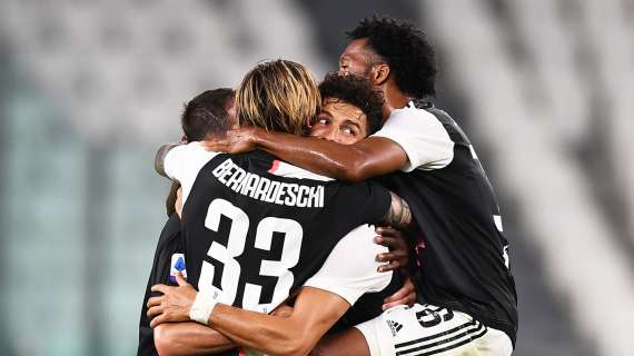 Juventus, stasera il debutto della nuova divisa per il 2020-2021. Con tanto di logo definitivo