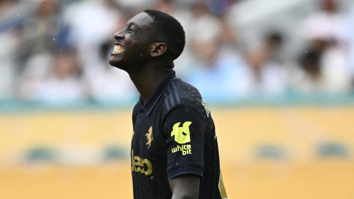 Buffon dubbioso su Mancini, poi la difesa a Pirlo. Kolo Muani a Torino: le top news delle 13