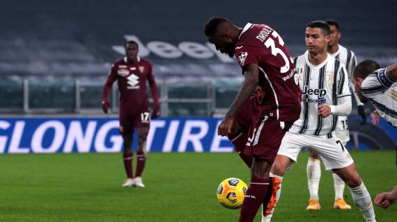 TMW - Torino, Nkoulou ancora positivo: improbabile che possa esserci nel derby con la Juve