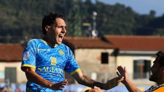 Dagli anni alla Juve all'approdo alla Carrarese, con un occhio sul Napoli: Hasa si racconta