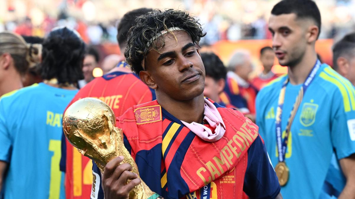 Ranking FIFA, la Spagna sorpassa l'Argentina in vetta. L'Italia scivola al 15° posto
