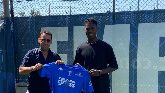 Dopo l'addio al Bari, Akpa-Chukwu riparte dal Belgio: ha firmato con il Seraing