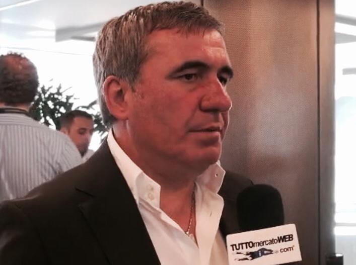 Hagi in lacrime dopo la morte di Lucescu: "Per me era come un padre, sono sotto shock"