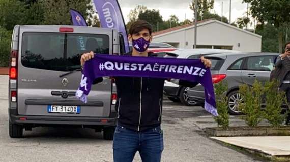 Fiorentina, Pezzella si fa male ed esce al 38'. Dentro Martinez Quarta, al debutto in Italia