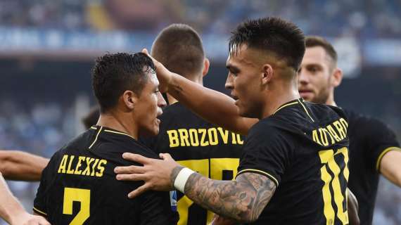Inter, contro il Brescia in campo con la terza maglia: le foto