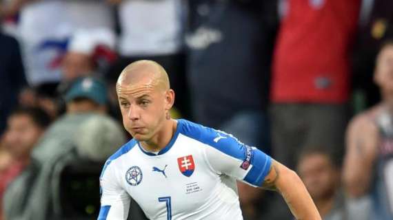 UFFICIALE: L'ex Pescara Weiss torna a casa. Ha firmato con lo Slovan Bratislava