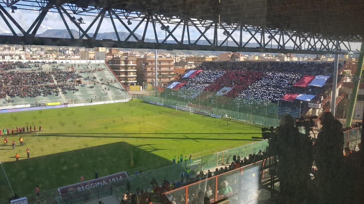 Serie D, esposto della Reggina contro il Messina: "campionato falsato"