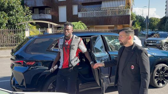 Visite mediche per Diouf e Boniface, Rowe sbarca a Bologna: la raffica di mercato delle 18