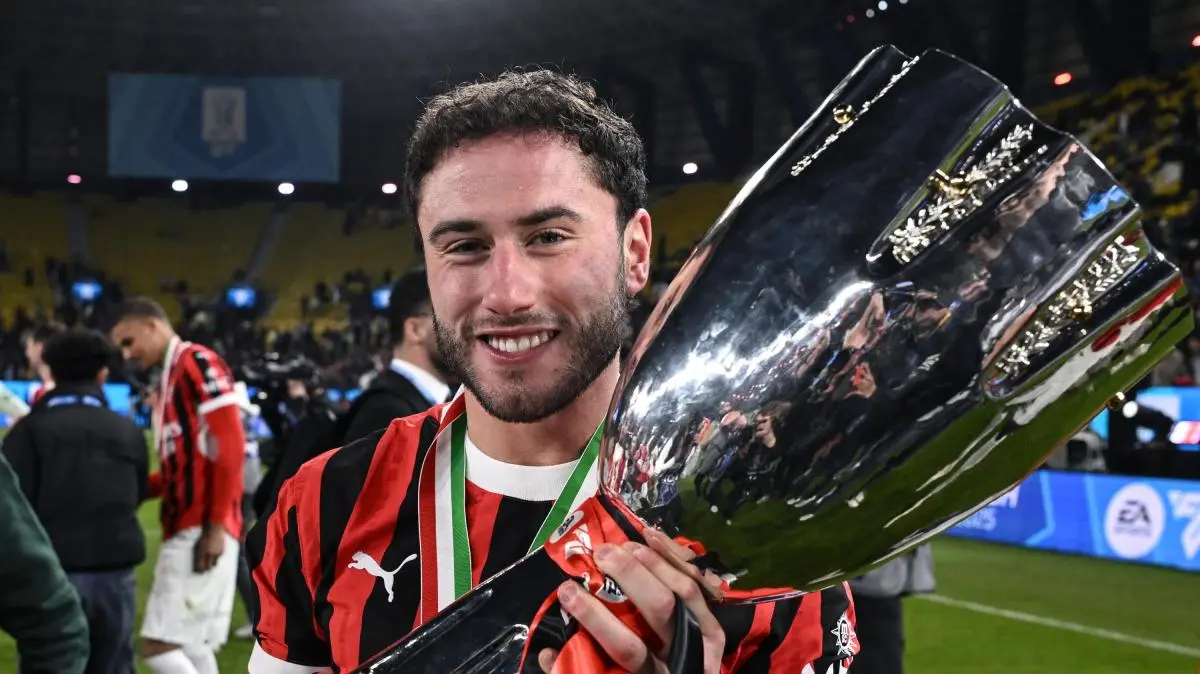 Calabria: "Italiano ha un grande futuro. Milan? Serviva un allenatore come Allegri"