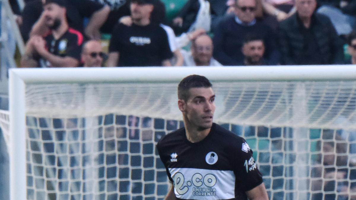 Juve Stabia, occhi su Zaro del Cesena: può raccogliere l'eredità di Giorgini