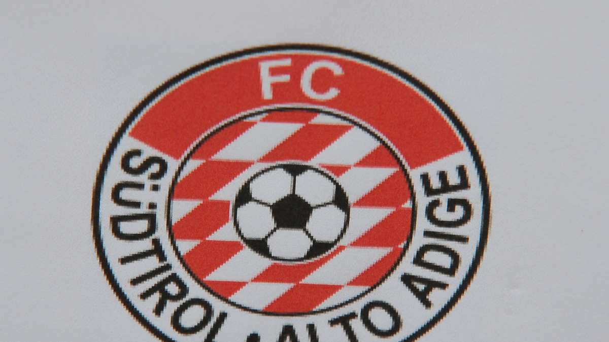 Sudtirol, piace l'attaccante del Cosenza Zilli: il classe 2002 ritroverebbe Bisoli