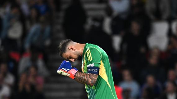 Donnarumma, la rivincita al PSG. Corriere della Sera titola: "Penso a parare e sorridere"