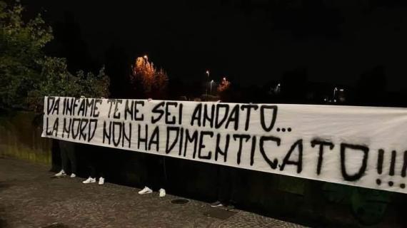 Udinese, striscione degli ultras contro il ritorno di Cioffi: "Da infame te ne sei andato..."