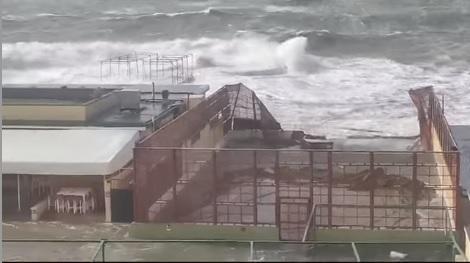 Livorno: il mare distrugge il Gabbione, Allegri finanzia il ripristino