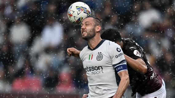 Inter, De Vrij: "Abbiamo lottato fino alla fine. Ora testa a Monaco, concentrati tutti insieme"