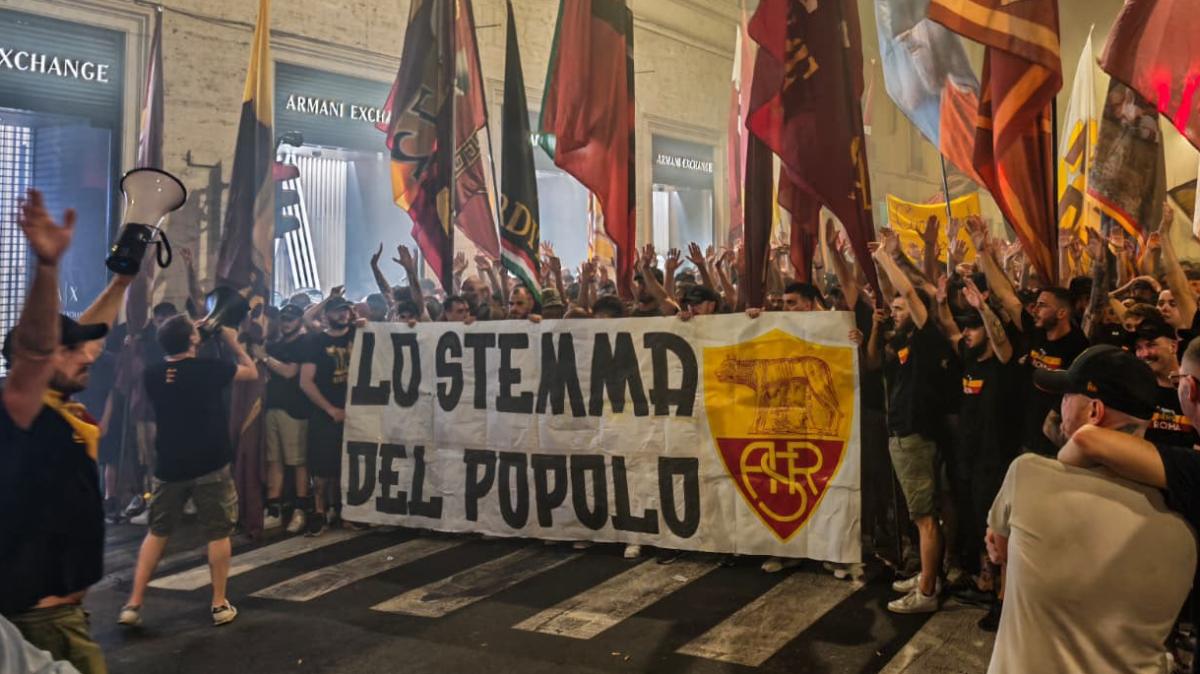 Roma, stallo Summerville. Intanto oltre 8.000 tifosi celebrano i 99 anni del club: Dybala ospite d'eccezione