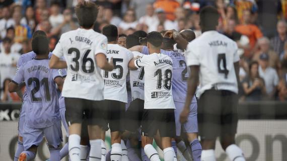 Liga, 6ª giornata: l'Almeria ferma il Valencia. Due gol di Arribas blindano il 2-2