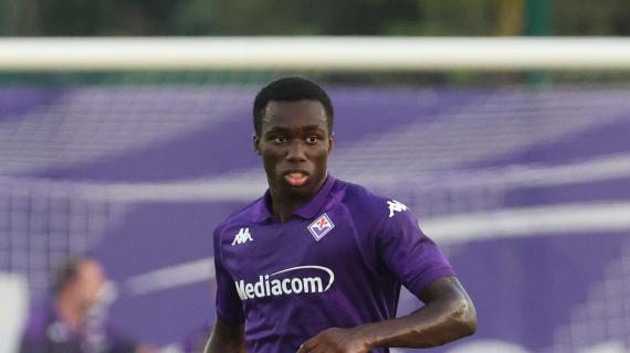 Fiorentina, Kayode: "Gioco dove vuole il mister, richieste diverse rispetto ad Italiano"