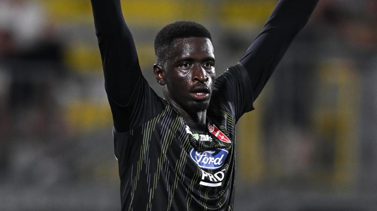 Meglio il Monza per mezz'ora, poi erroraccio di Thiam: Udinese sul 3-1 al 45'