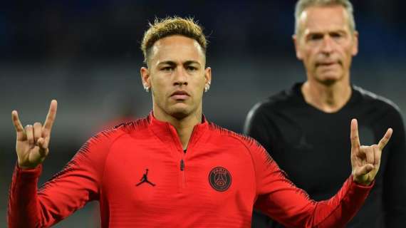 L'ex allenatore di Neymar: "È troppo allegro, sarà felice anche nel PSG"
