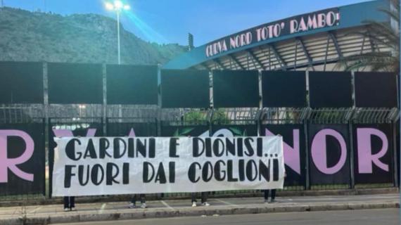 Palermo, continua la contestazione. Altro striscione contro Gardini e Dionisi