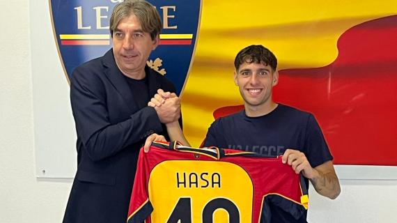 Lecce, Trinchera presenta Hasa: "Grandi prospettive. La Juve si è messa a disposizione"