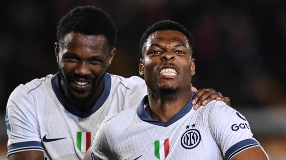 Spettacolare semi-rovesciata di Dumfries: l'Inter al 21' è 2-0 a Barcellona!