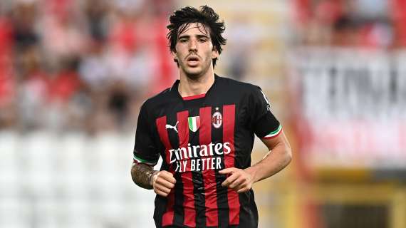 TMW RADIO - Di Renzo: "Milan, centrocampo ok. Tonali sarà il centrocampista italiano più forte"