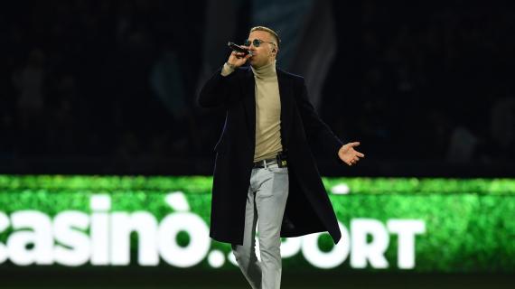 Briga canta all'Olimpico prima delle gare della Lazio: "Già 10 volte e abbiamo sempre vinto"