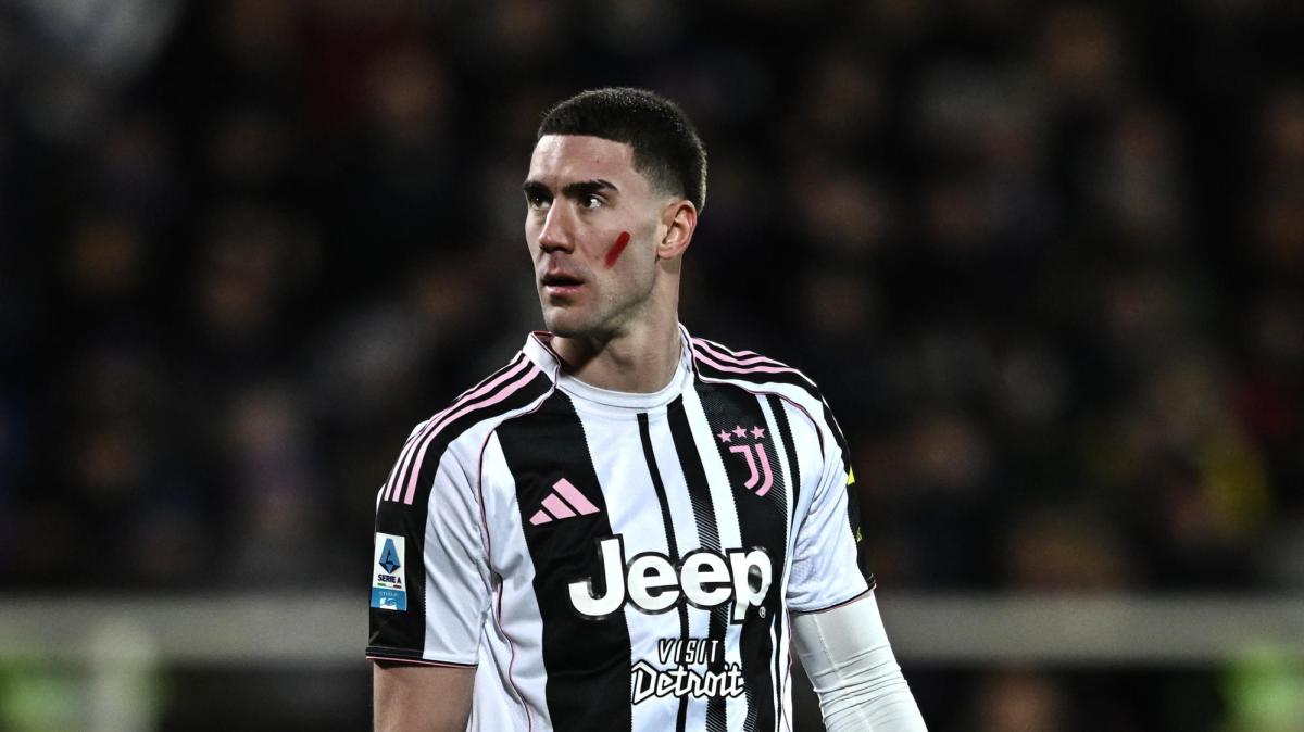 Gli ultimi 12 mesi di Vlahovic: il Milan mancato, i fischi dei tifosi, l'infortunio decisivo