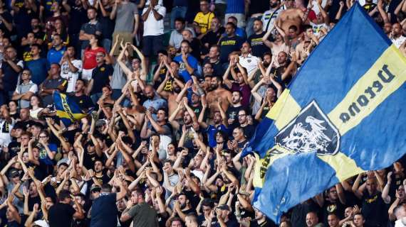 Hellas Verona, chiuso il settore "Poltrone est" dopo i cori contro Balotelli