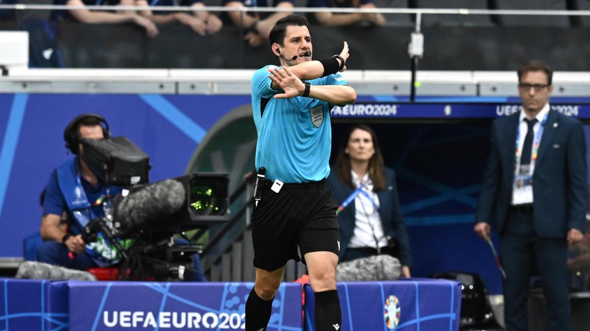Roma-Viktoria Plzen, la moviola del Corriere dello Sport: Meler non vede un rigore netto