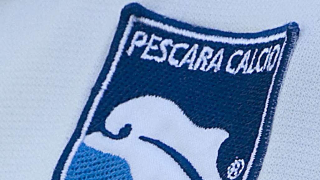 Intossicazione alimentare a Gubbio. Il Pescara su Twitter: "Ci vediamo il 2/11, niente pesce"