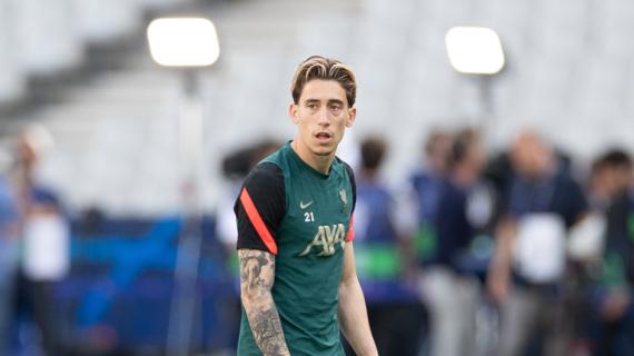 Roma, ecco l'annuncio di Tsimikas: arriva in prestito dal Liverpool e giocherà con il 12