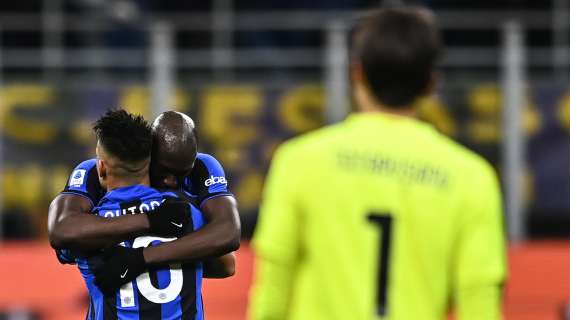 Corriere dello Sport: "Non resta che l'Inter. Il Milan non esiste più: una partita orrenda"