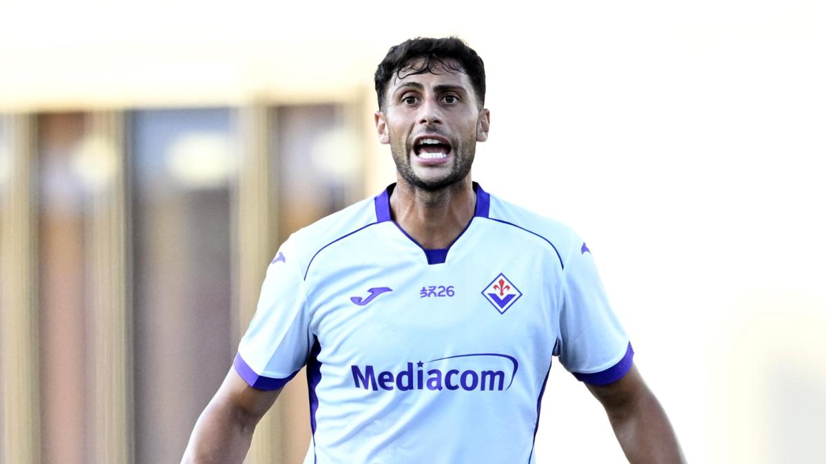 Mandragora: "Grazie Fiorentina. Con i nuovi dirigenti qualcosa è cambiato a discapito dei rapporti"