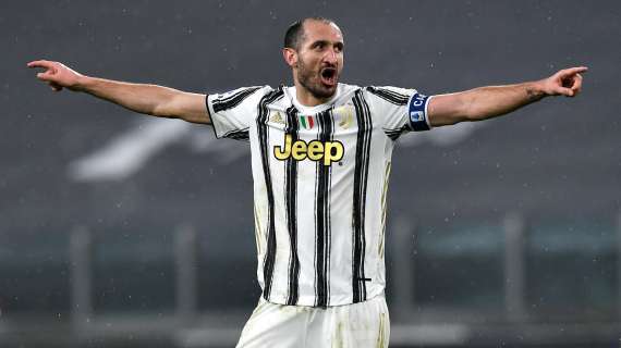 Juventus, Chiellini sceglie il bivio della carriera: "Non giocherei mai con un'altra maglia"