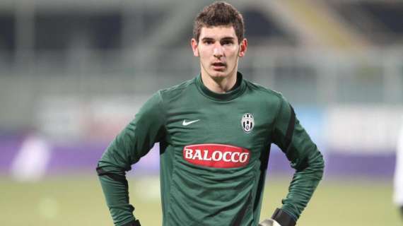 La Juventus in prestito - Laurientu Branescu difende la porta del Kilmarnock