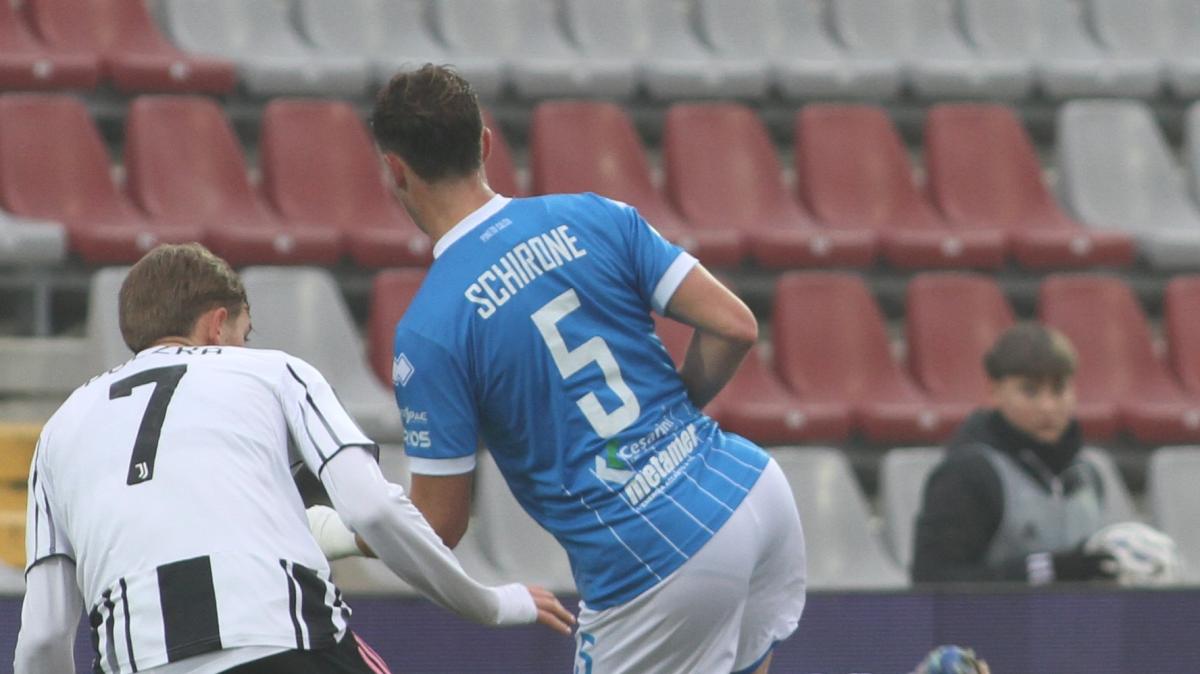 Cesena, Schirone: "Pronto a giocarmi le mie carte in Serie B. Mi aspetto una bolgia alla prima"